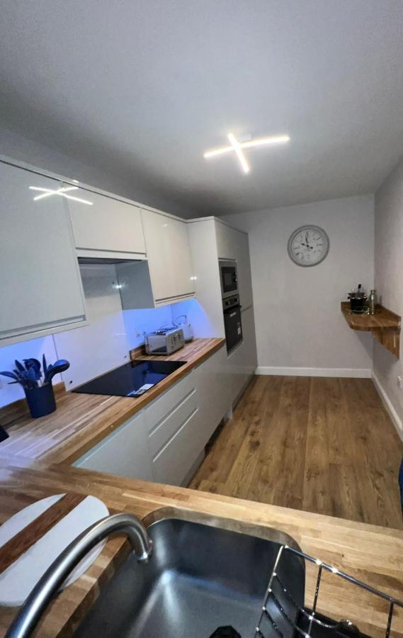 The Court Apartment Liverpool Ngoại thất bức ảnh
